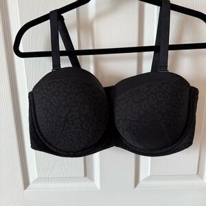 Chic Black Leopard Women's Bra